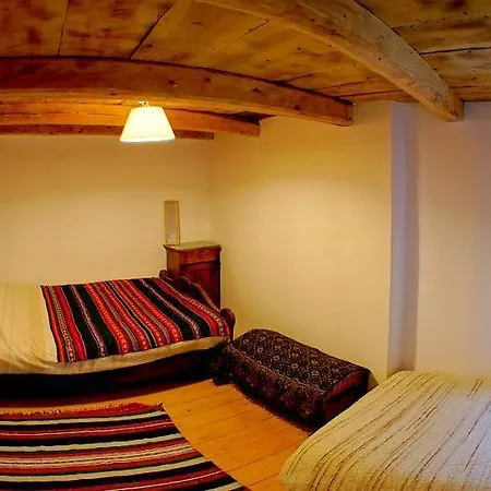Abella Climb Eco Refugio Holiday home